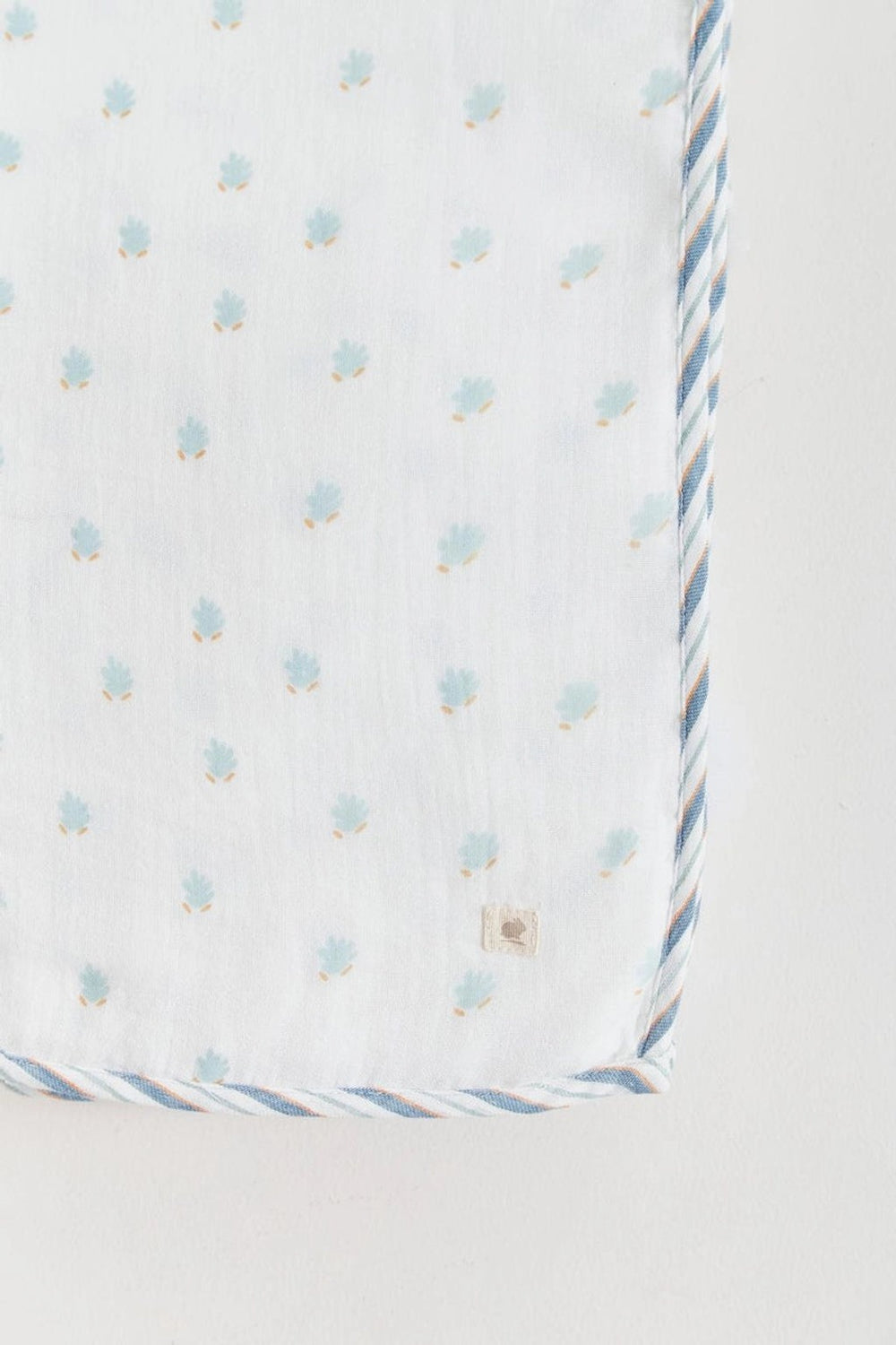 Noah Muslin Blanket