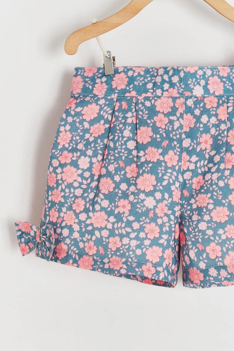 Short Margot