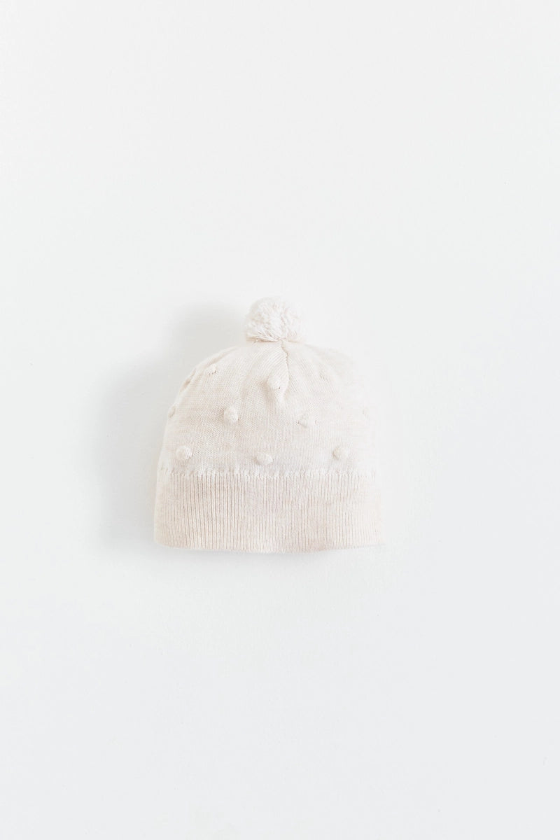 Gorro tejido my first knit Crudo