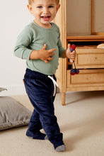 Cargar imagen en el visor de la galería, Pantalon John Corderoy Harry
