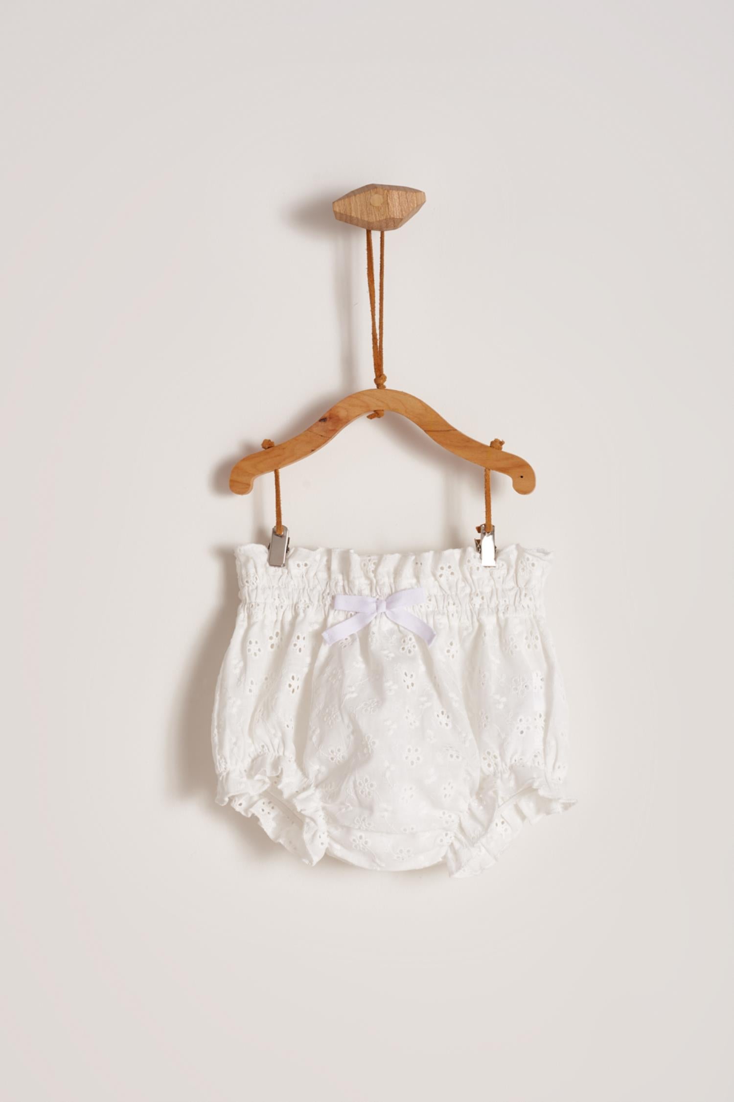 Bombacho Celebration girl