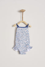 Cargar imagen en el visor de la galería, Traje de baño Amapola azul bebe.
