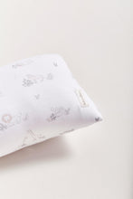 Cargar imagen en el visor de la galería, Almohada mini safari azul

